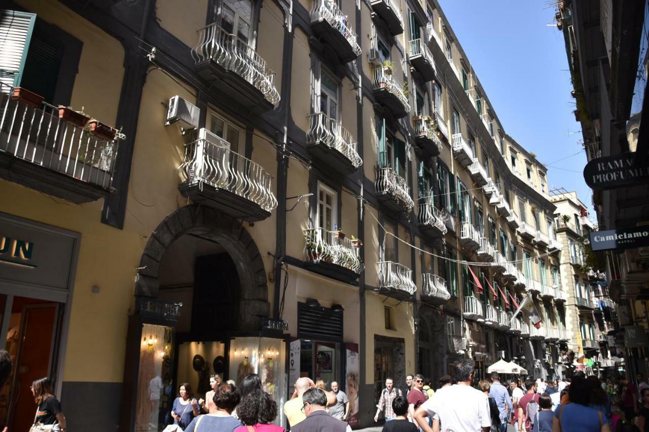 Napoli A Chiaia Διαμέρισμα Εξωτερικό φωτογραφία